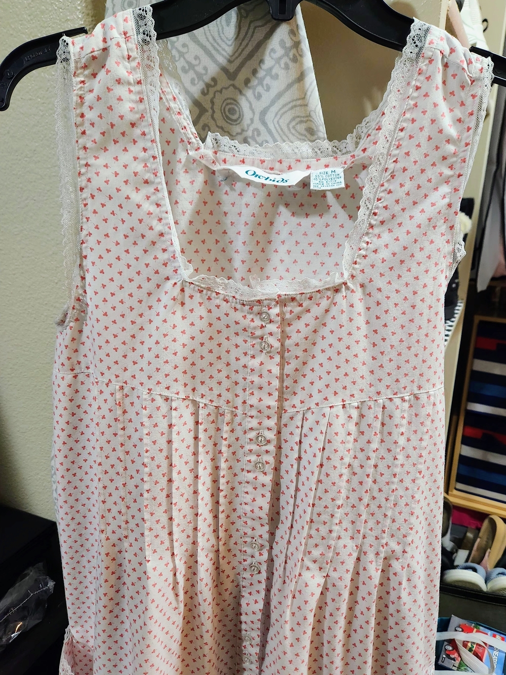 Sleeveless Button-Front Nightgown in Cream with Coral Print